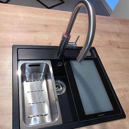 Landblick 1 - Luxusferienwohnung Fuer 4 Personen Norddeich  Exterior foto